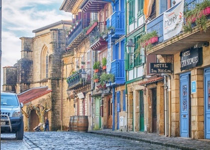 Tag 11 | Von Aragón zur Atlantikküste – Parador de Hondarribia