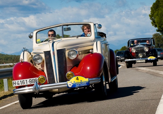 Das Glück liegt in den Kurven – Grenzschlängeln auf Traumstraßen der Pyrenäen
