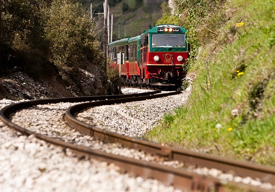 Nostalgie-Zugreise mit dem La Robla Express zwischen Bilbao und León