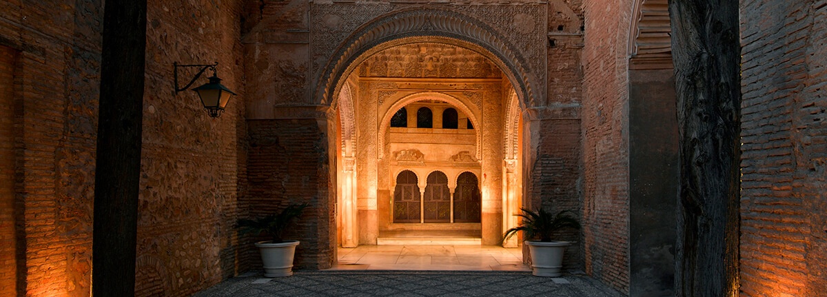 Andalusien Exklusiv: märchenhafte Paradores-Reise zwischen Orient und Okzident